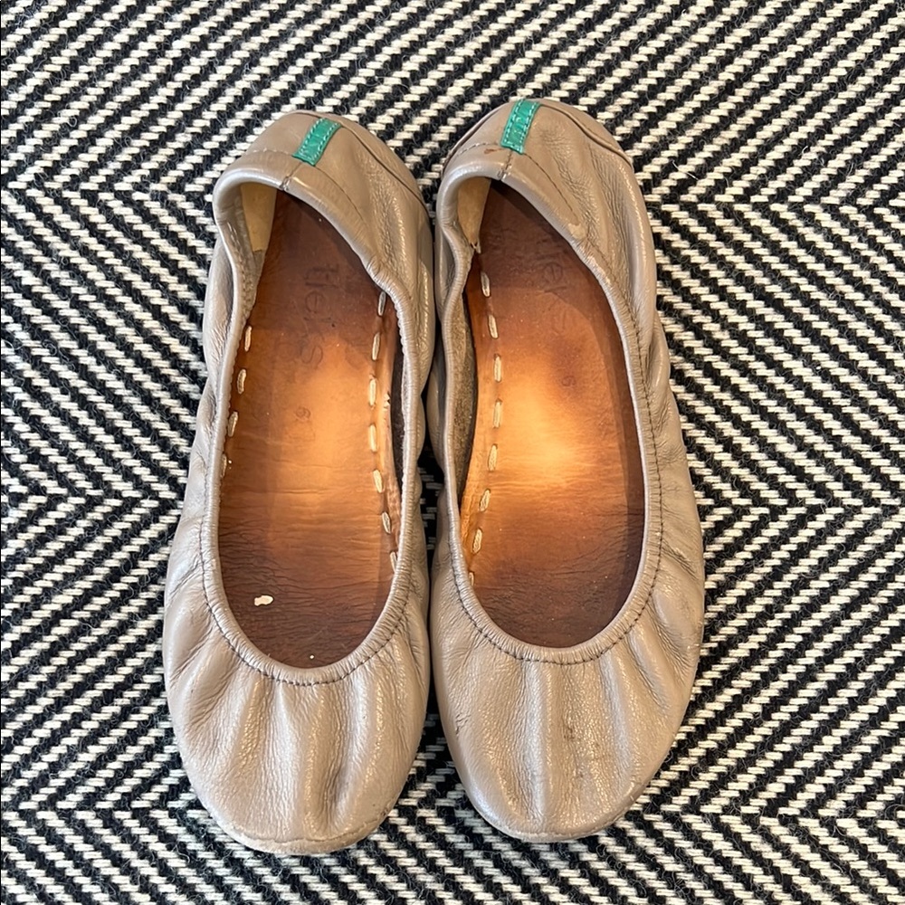 Tieks Ballet Flats in Taupe